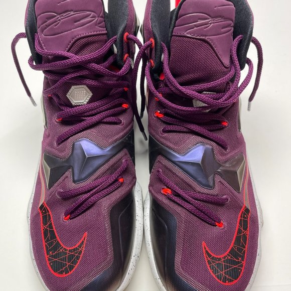 NIKE LEBRON XIII Written In The Stars Men's Size US 10.5 Mulberry 807219-500 - Picture 10 of 10